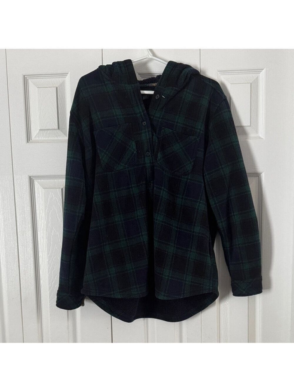 Realtree Black and Green Fleece Jacket Size L BNWT.